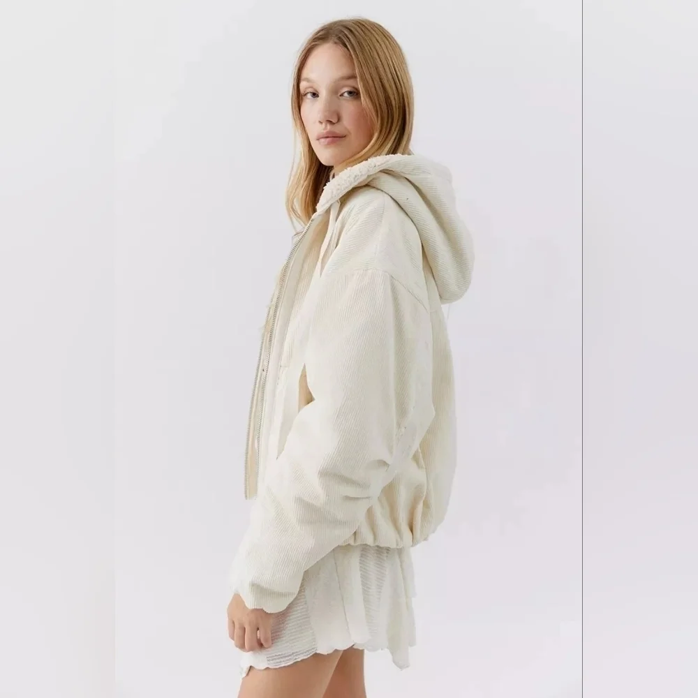 Urban Outfitters Casey Corduroy Zip Hooded Puffer Jacket White Ivory Large - Picture 7 of 13